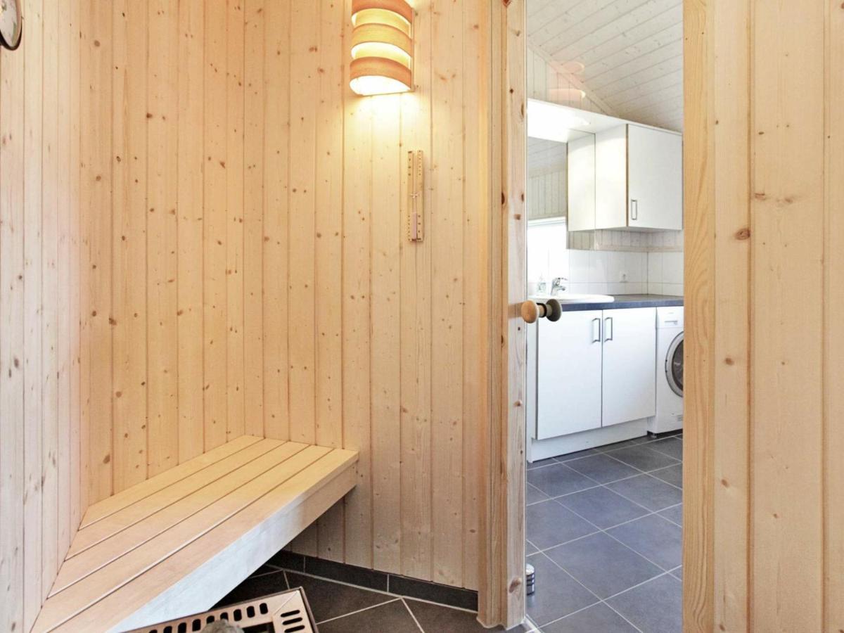 8 Person Holiday Home In Gro Enbrode Großenbrode Eksteriør billede