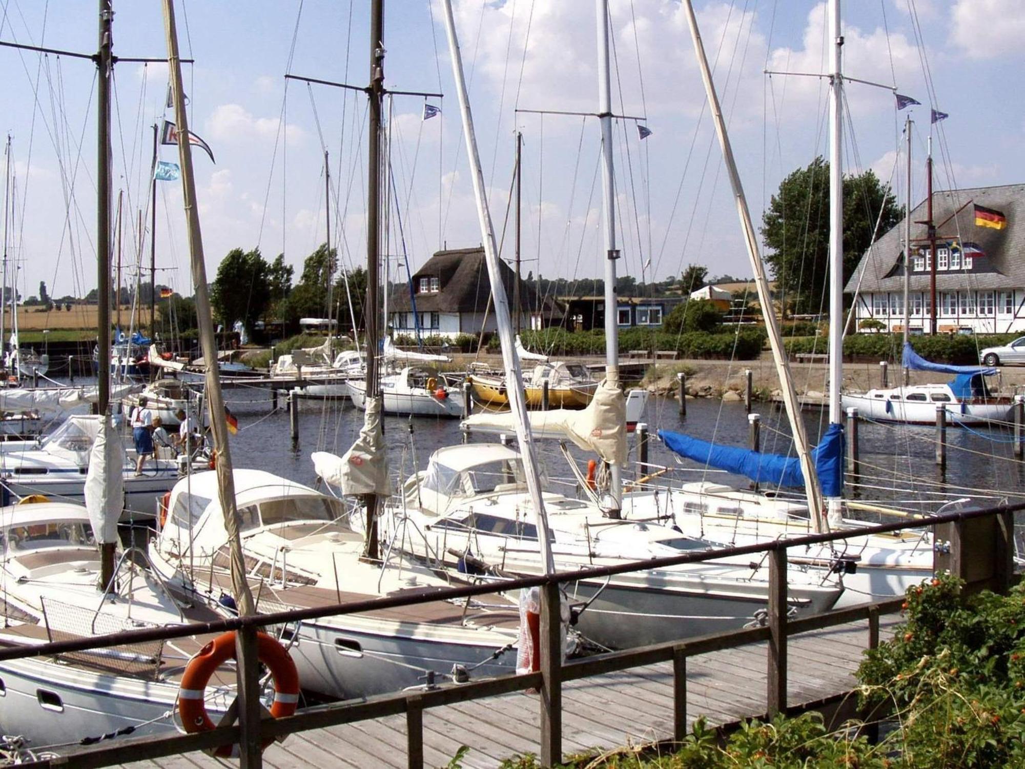 8 Person Holiday Home In Gro Enbrode Großenbrode Eksteriør billede