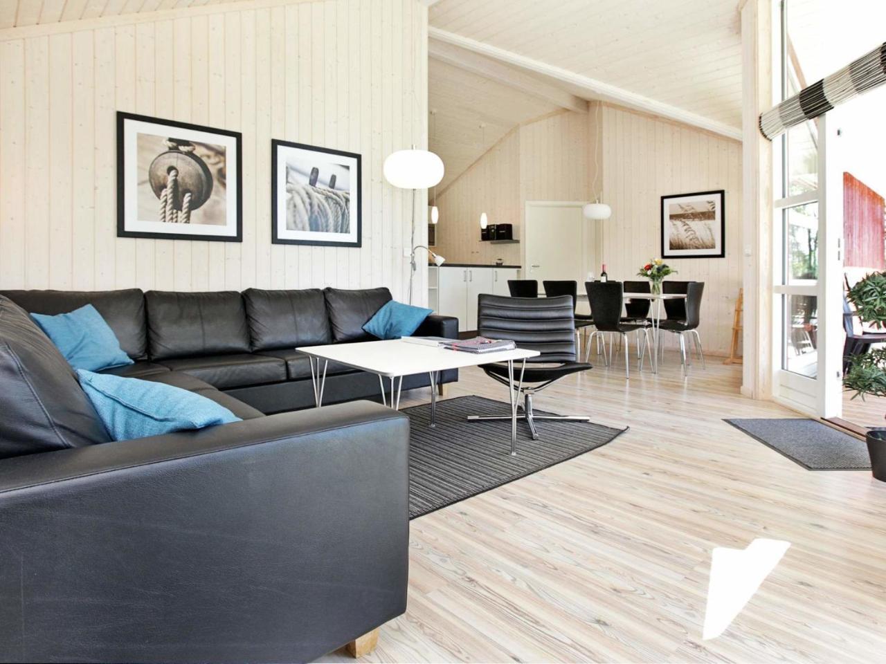 8 Person Holiday Home In Gro Enbrode Großenbrode Eksteriør billede